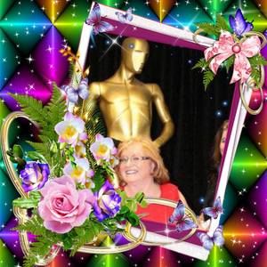 Meet your Posher, Debora